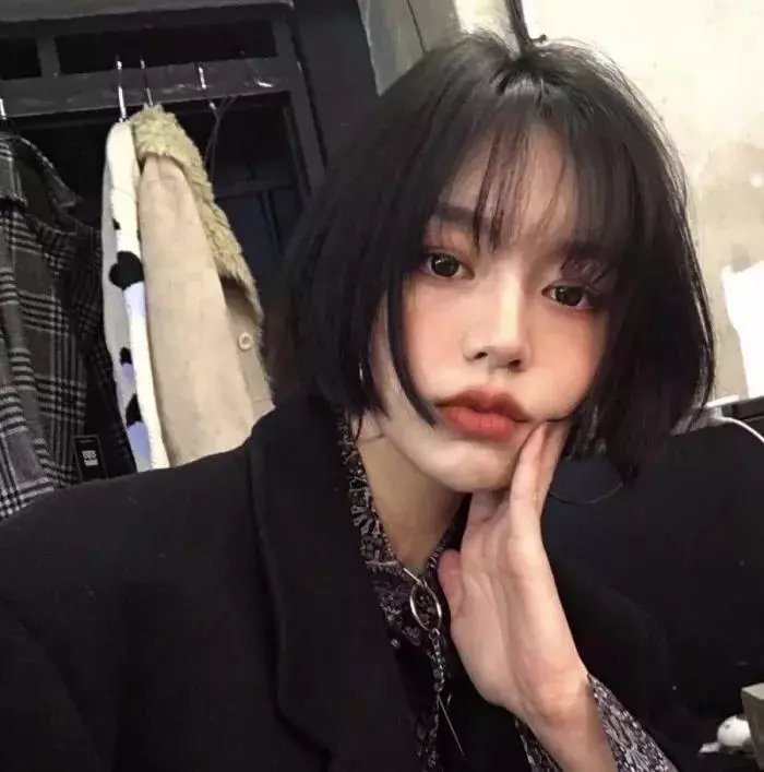公园里的女孩